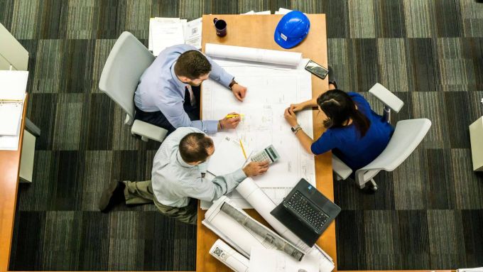 Veiksmīgs projekts = Cilvēki + Process